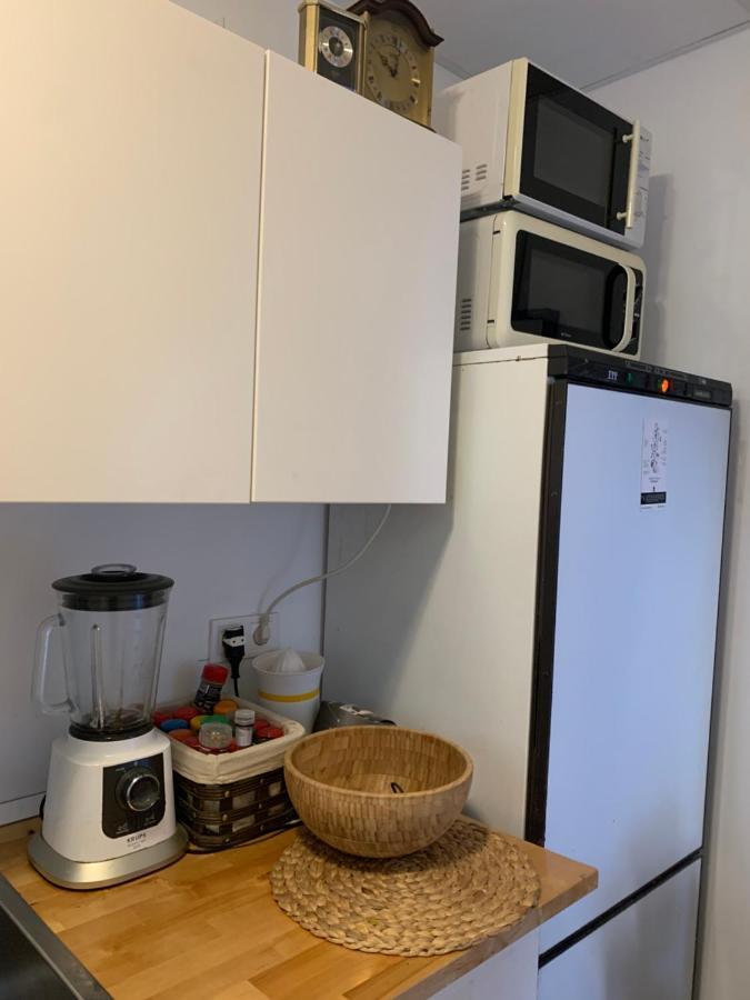 Estupenda Suite Con Entrada Independiente Cerca A Ifema Y Barajas Madrid Buitenkant foto